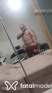 Acompanhante Pretousado - Perfil