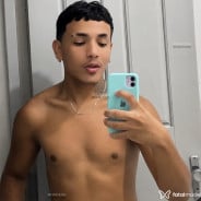 Acompanhante Adryan - Perfil