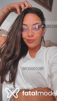 Acompanhante Carol - Perfil
