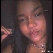 Acompanhante Perolla - Perfil