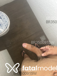 Acompanhante Denis - Perfil