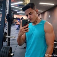 Acompanhante Andi Louis - Perfil