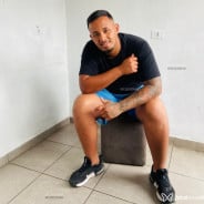 Acompanhante Gigante - Perfil