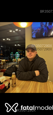 Acompanhante Chris - Perfil