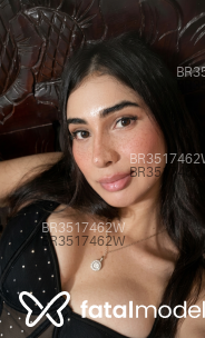 Acompanhante Nealie - Perfil