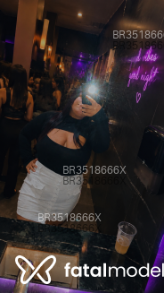Acompanhante Morena - Perfil