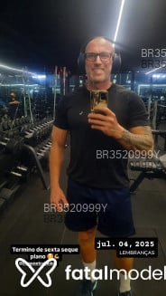 Acompanhante Carvalho - Perfil