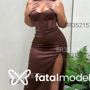 Acompanhante Preta - Perfil