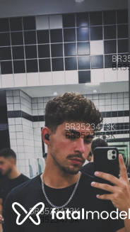 Acompanhante Lucas Meyer - Perfil