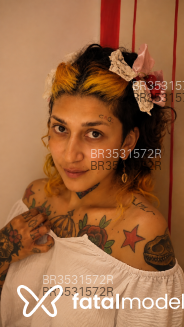 Acompanhante Amora - Perfil