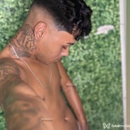 Acompanhante Henrique Dias - Perfil