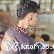 Acompanhante Tommy - Perfil