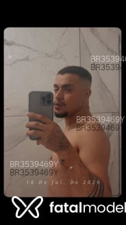 Acompanhante Querendo - Perfil