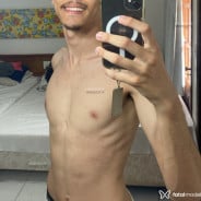 Acompanhante Henry Beaumont - Perfil