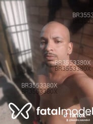 Acompanhante Azeredo - Perfil