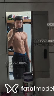 Acompanhante Hateboy - Perfil