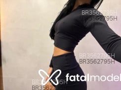 Acompanhante Elena - Perfil