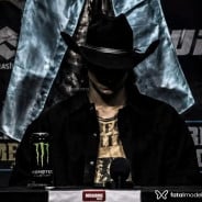 Acompanhante Jhong - Perfil