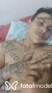 Acompanhante Leocarinhoso - Perfil