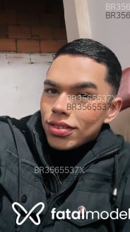 Acompanhante Christopher Sato - Perfil