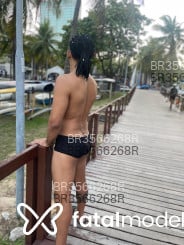 Acompanhante Quequeu - Perfil