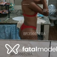 Acompanhante Celina - Perfil
