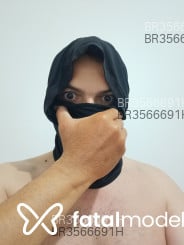 Acompanhante Mister Bin - Perfil