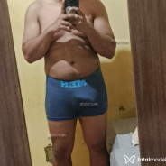 Acompanhante Moreninho - Perfil