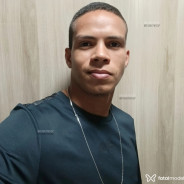 Acompanhante Henrique Leão - Perfil