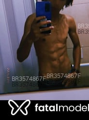 Acompanhante Blade Rodrigues - Perfil