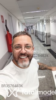 Acompanhante Ronald - Perfil