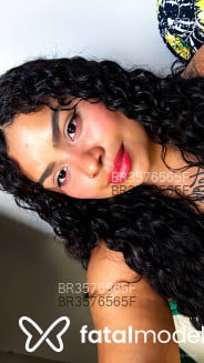 Acompanhante Emilly - Perfil