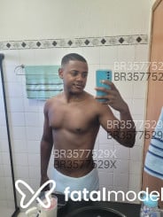 Acompanhante Halls Preto - Perfil