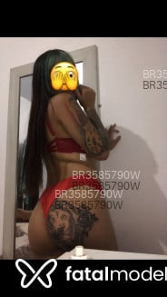 Acompanhante Vitorinha - Perfil