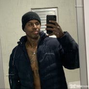 Acompanhante Preto - Perfil