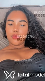 Acompanhante Emilly - Perfil