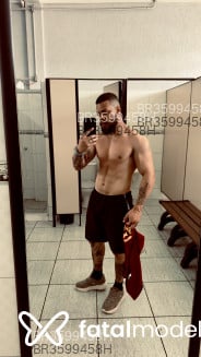 Acompanhante Richard - Perfil
