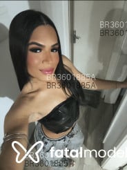 Acompanhante Victoria - Perfil
