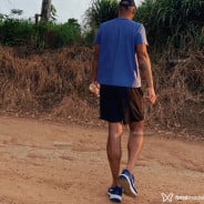 Acompanhante Bigode Boqueteiro - Perfil
