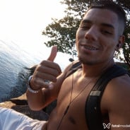 Acompanhante Leonardo - Perfil
