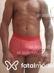 Acompanhante Negro - Perfil