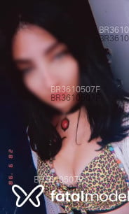 Acompanhante Clarice - Perfil