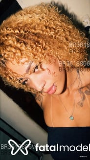 Acompanhante Kelly - Perfil