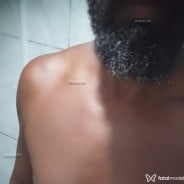 Acompanhante Pretão - Perfil