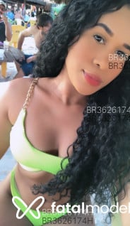 Acompanhante Regininha - Perfil
