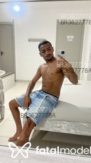 Acompanhante Peter Pan - Perfil