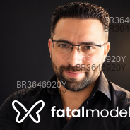 Acompanhante Tchelli - Perfil