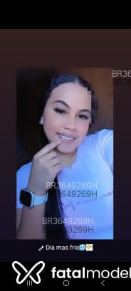 Acompanhante Paulette - Perfil