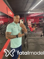 Acompanhante Léo Santana - Perfil