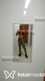 Acompanhante Vinícius - Perfil